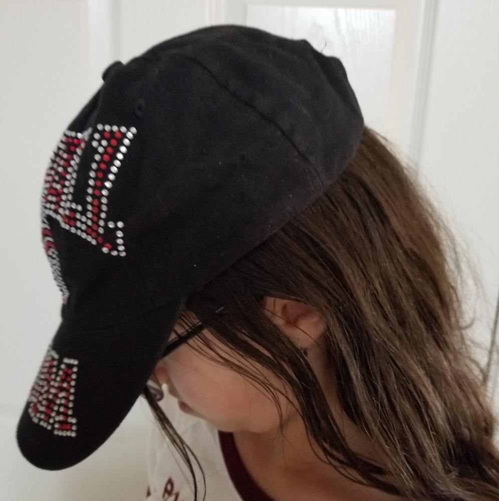 Baseball Mom Cap - Picture 2 of 3